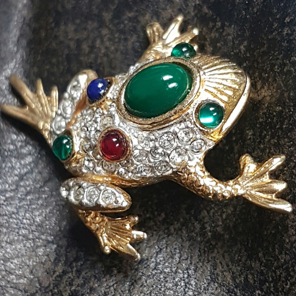 Vintage jeweled frog brooch